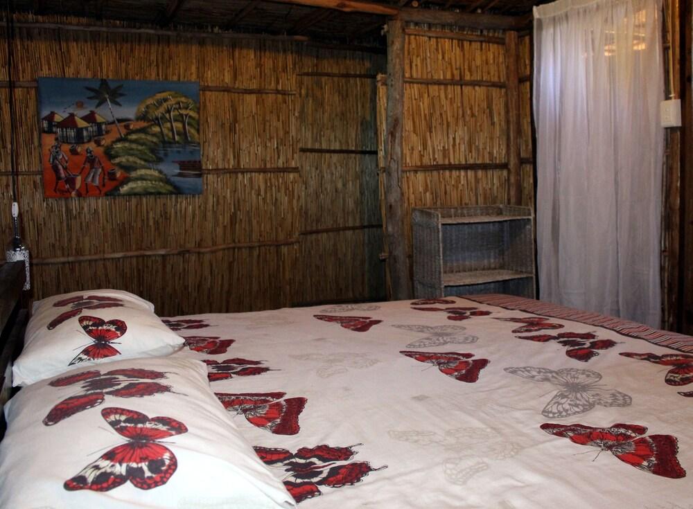 Gala Gala Eco Resort Понта-ду-Оуро Экстерьер фото